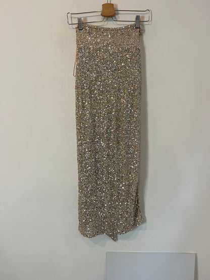 NEVER FULLY DRESSED. Falda midi lentejuelas