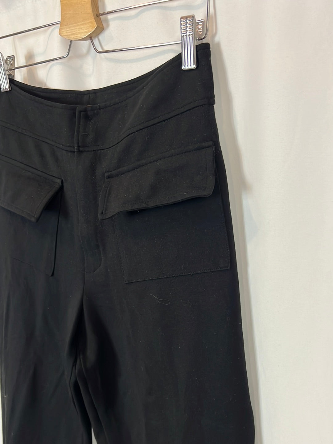 BY R. Pantalón negro culotte T.38