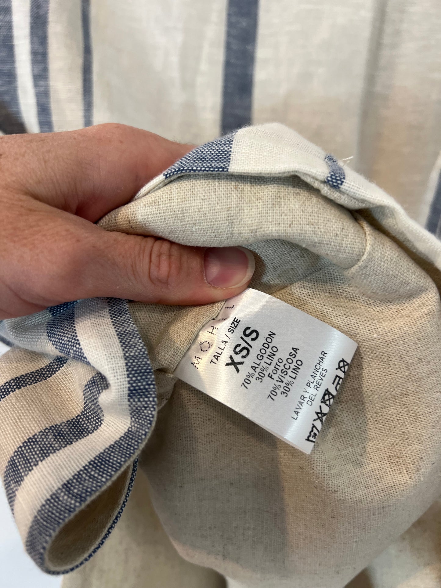 MOHEL. Conjunto chaqueta y bermuda rayas T.xs/s