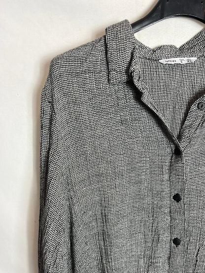 LEFTIES. Short textured shirt dress. TS