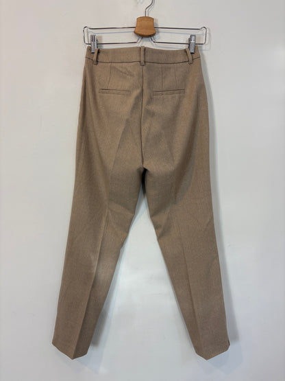MANGO. Pantalón pinzas beige jaspeado