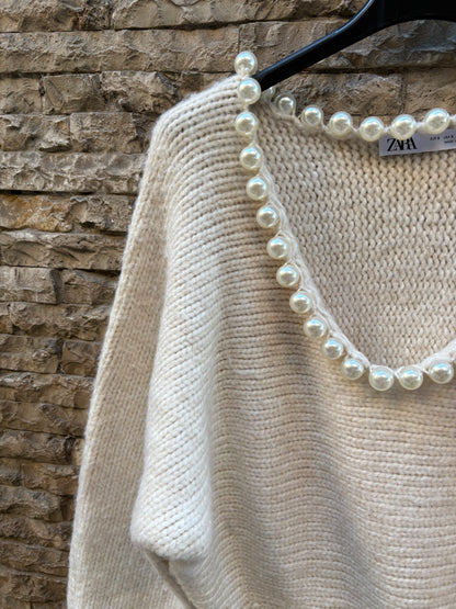 ZARA. Jersey crudo perlas