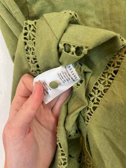 SÉZANE. Falda verde troquelada. T 36