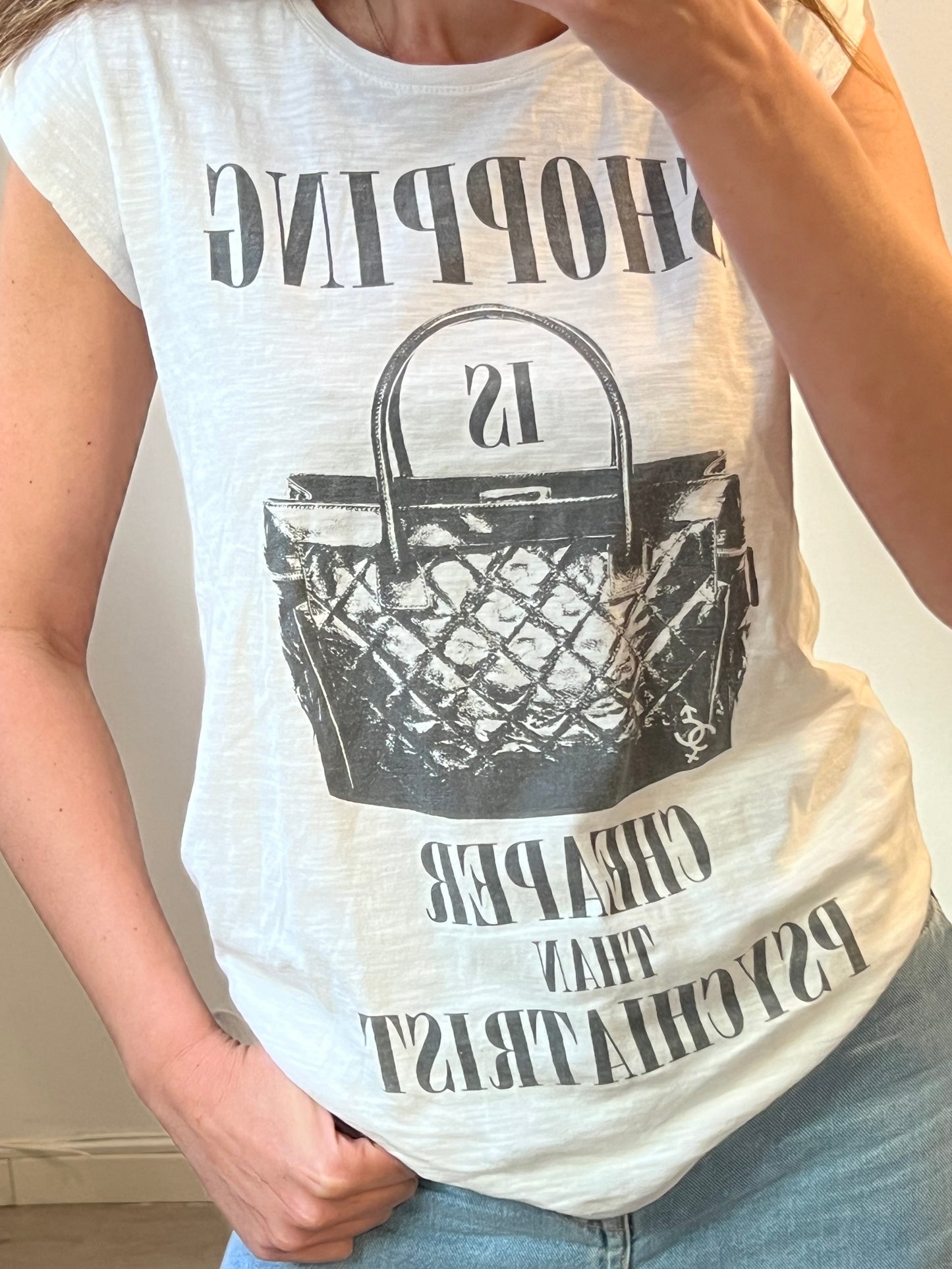 OTRAS. Camiseta blanca slogan. TS/M