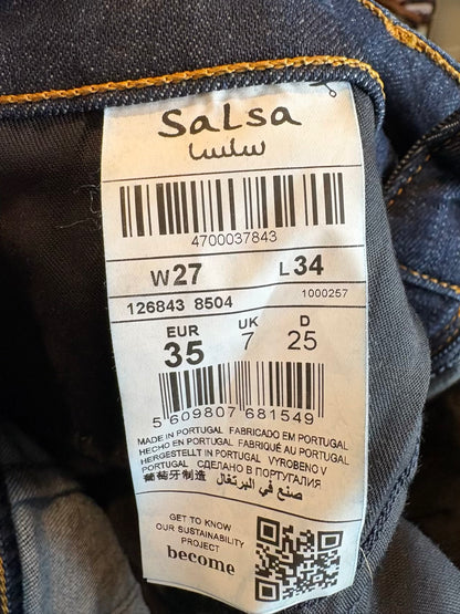SALSA. Denim ligeramente acampanado