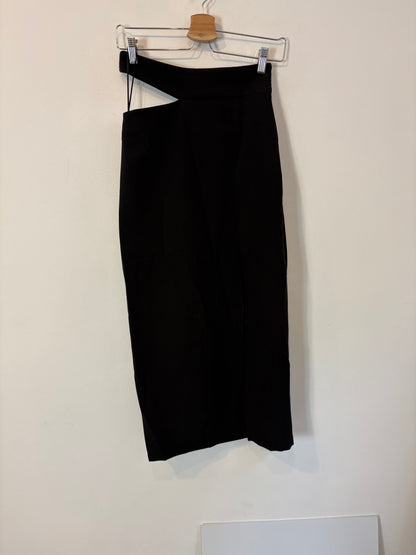 ZARA. Falda tubo negra abertura