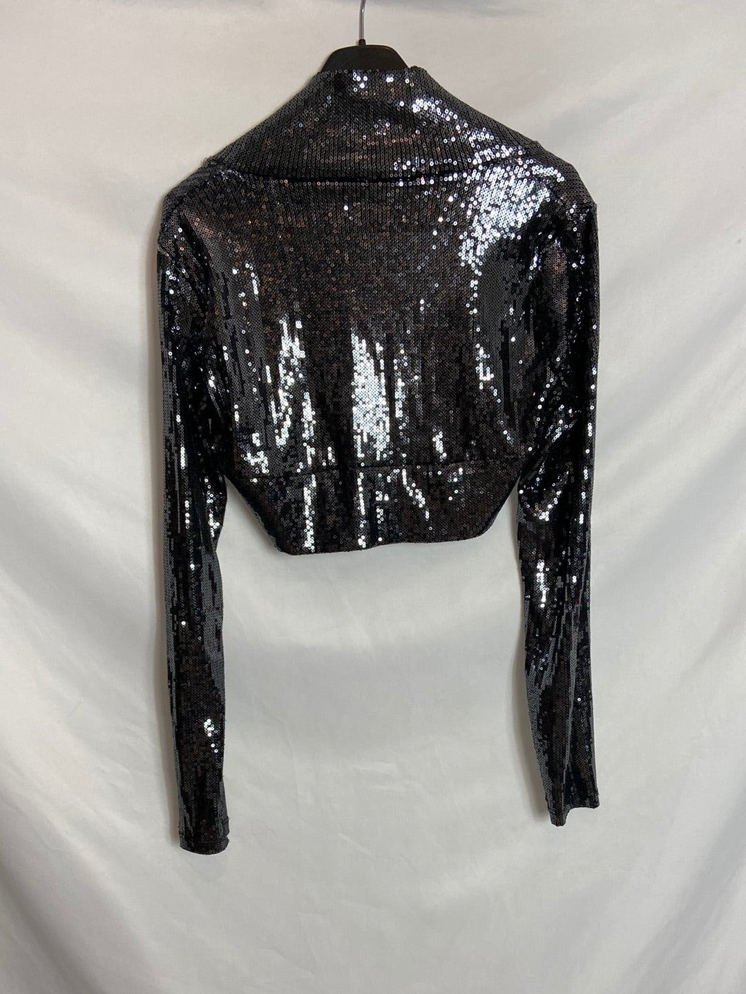 ASTUCES. Chaqueta crop lentejuelas. T 2(S)