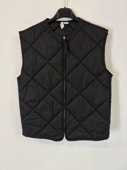 MANGO. Chaleco acolchado negro. T XS