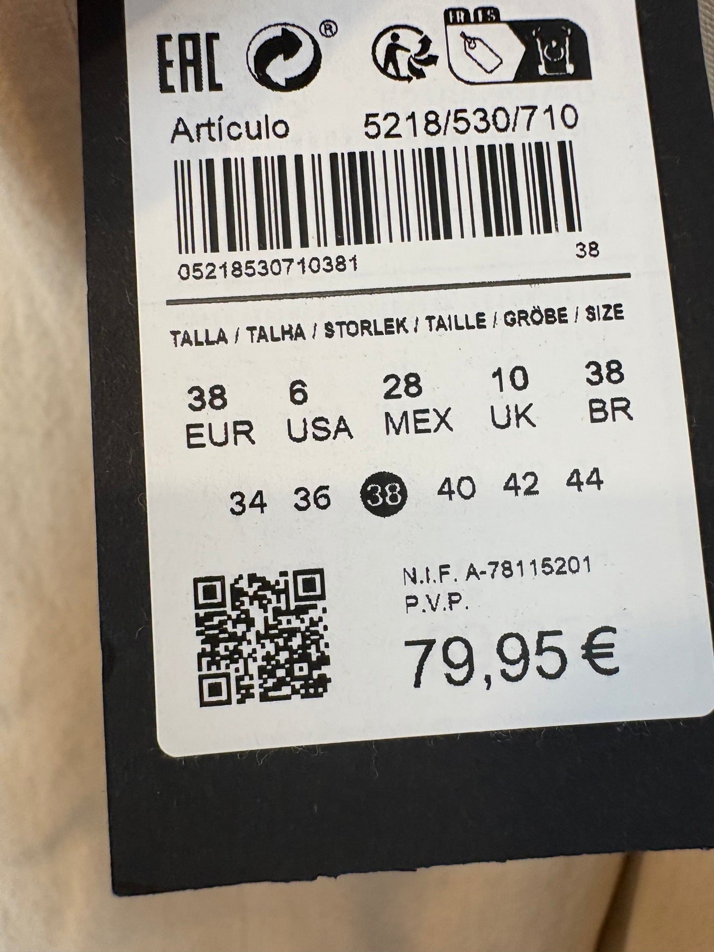 MASSIMO DUTTI. Falda midi beige tablas mezcla