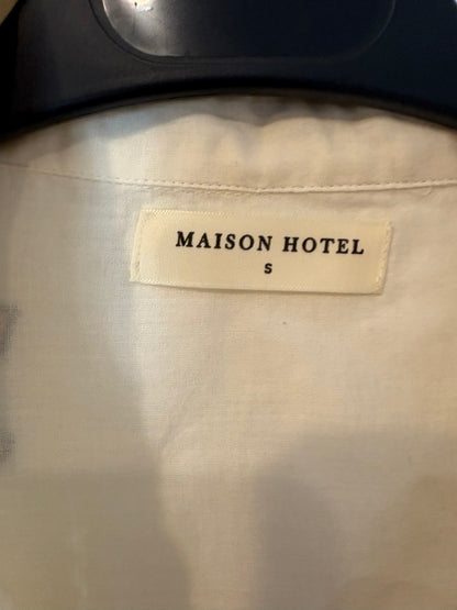 MAISON HOTEL. Blusa algodón bordados