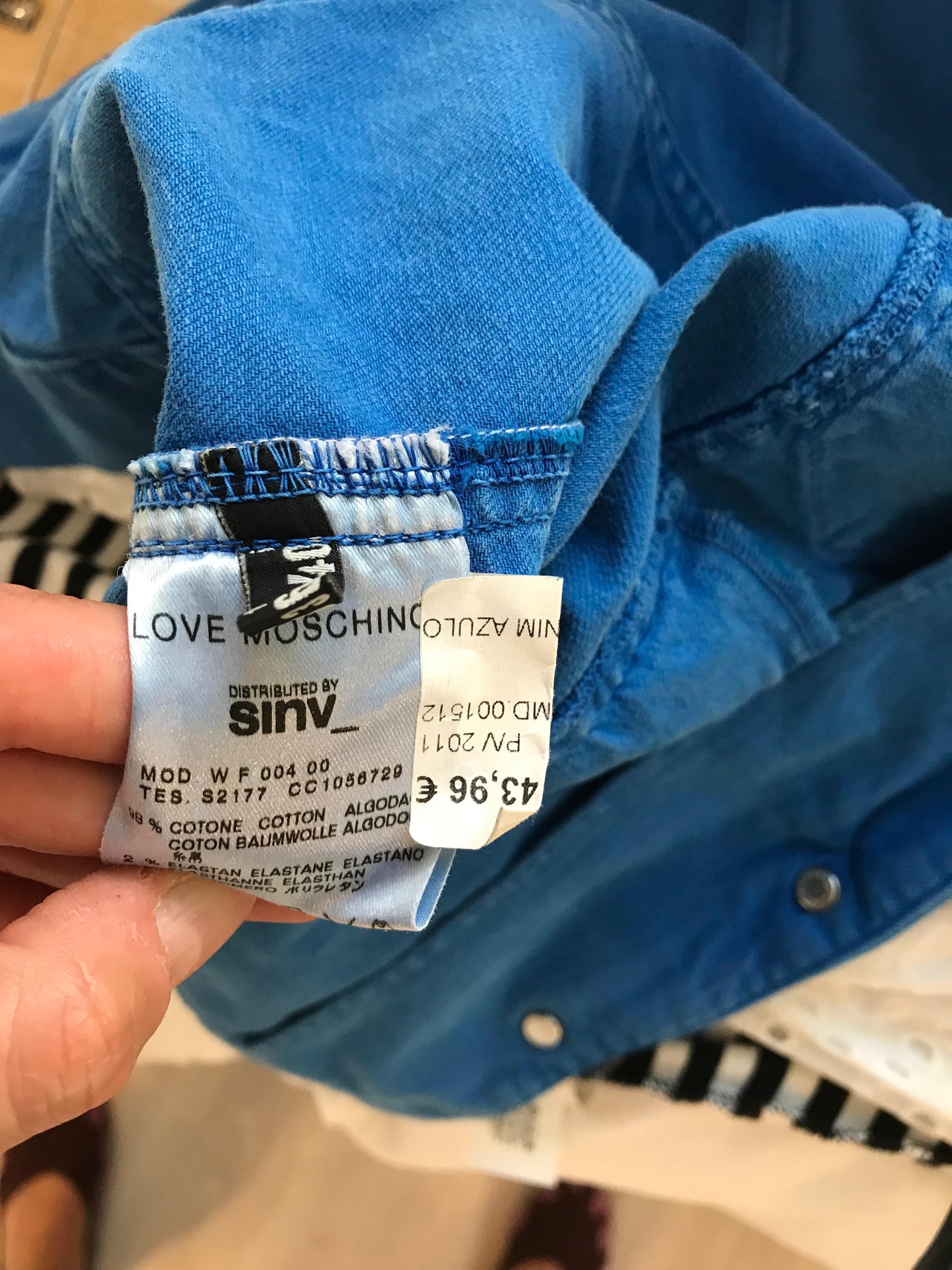 MOSCHINO LOVE. Chaleco denim vintage