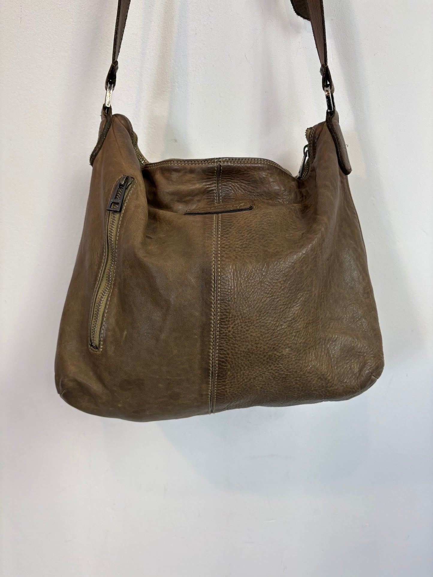 ZADIG & VOLTAIRE. Bolso bandolera  caqui bolsillos