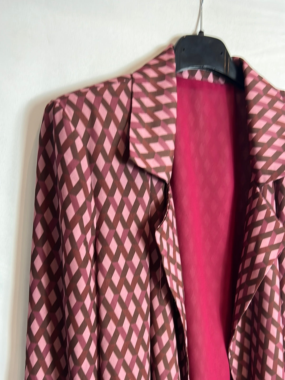 ATREZATÜRE. blazer rombos