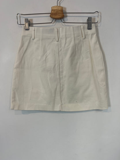 ZARA. falda denim blanca T.s