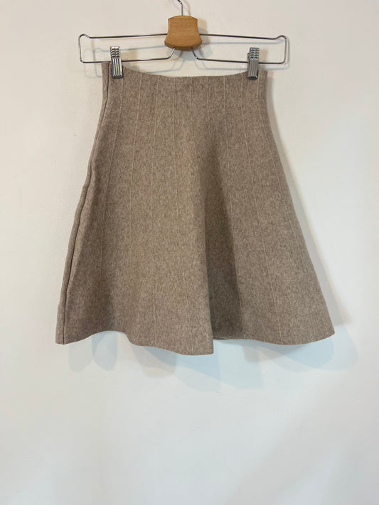 OTRAS. Falda beige espiga TU (32)