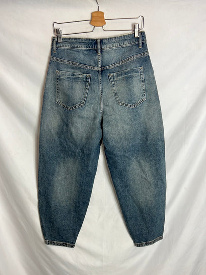 ZARA. Pantalón denim estilo baggy . T 38
