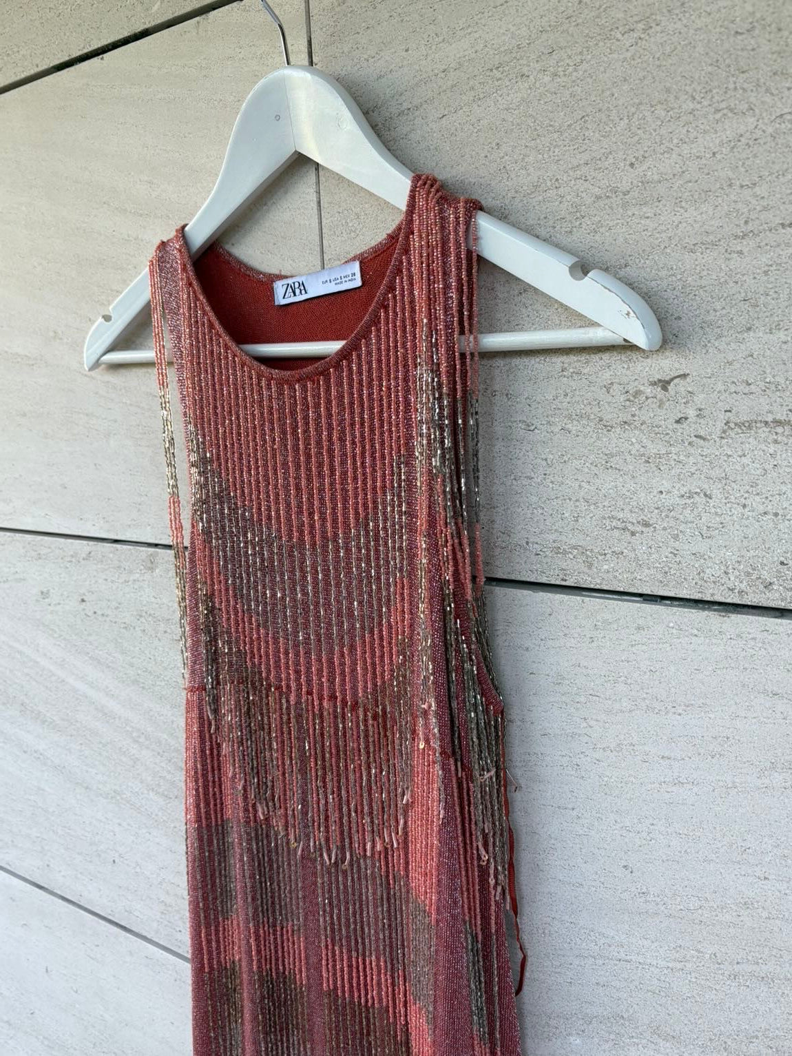 ZARA limited edition. Vestido corto flecos purpurina