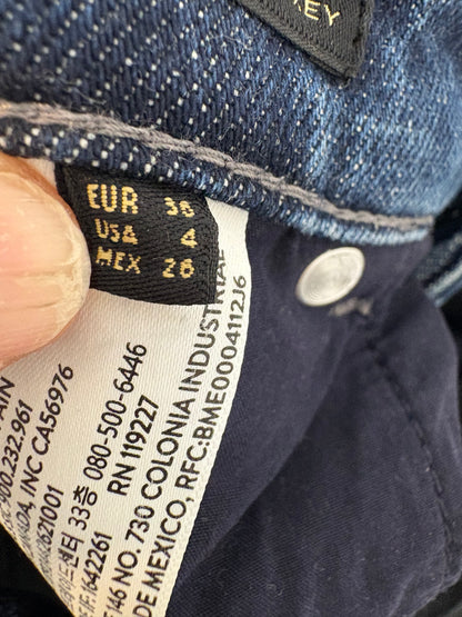 MASSIMO DUTTI. Denim tiro alto recto. T 36