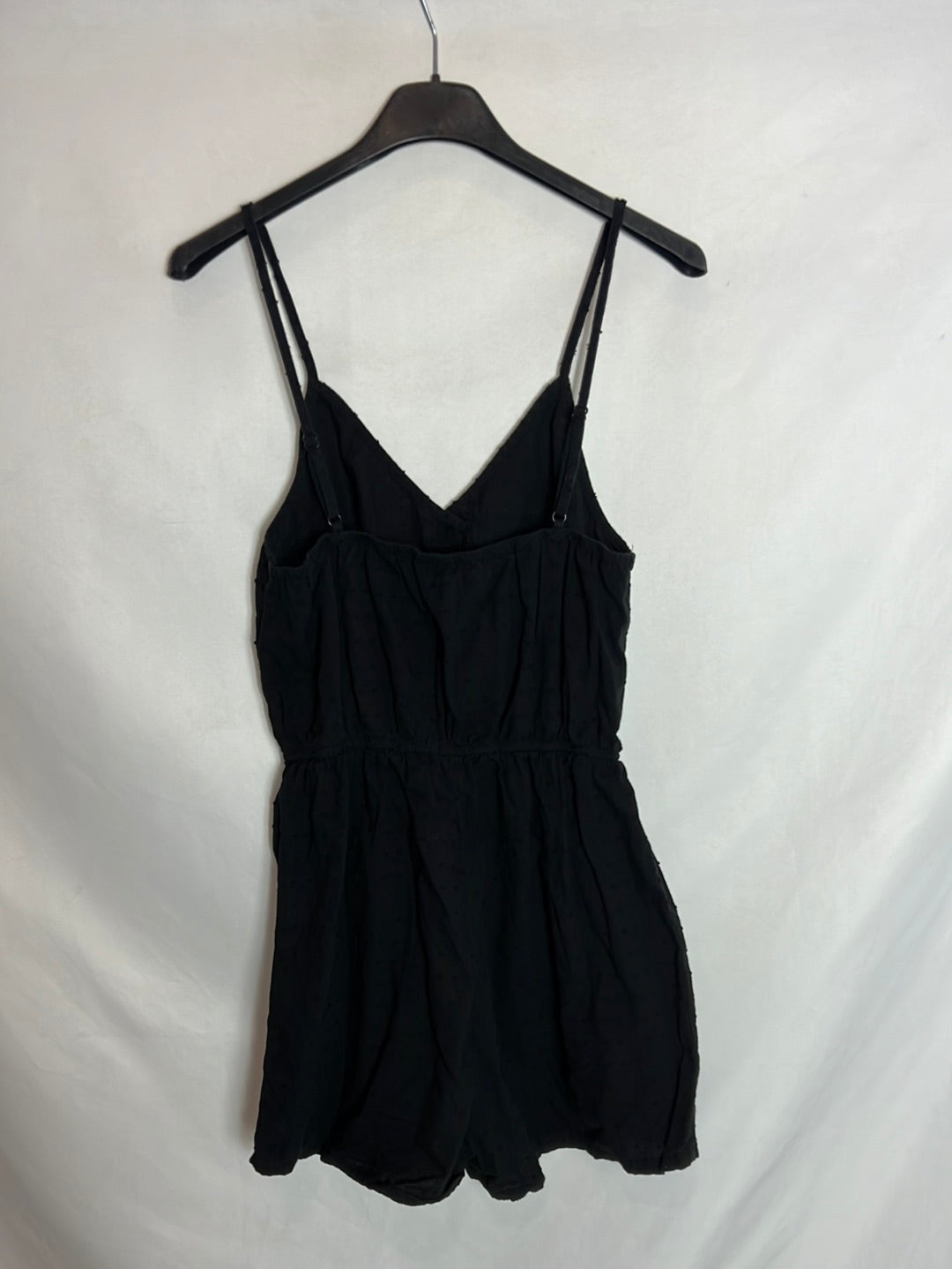 SHEIN. Black textured playsuit. Size XS