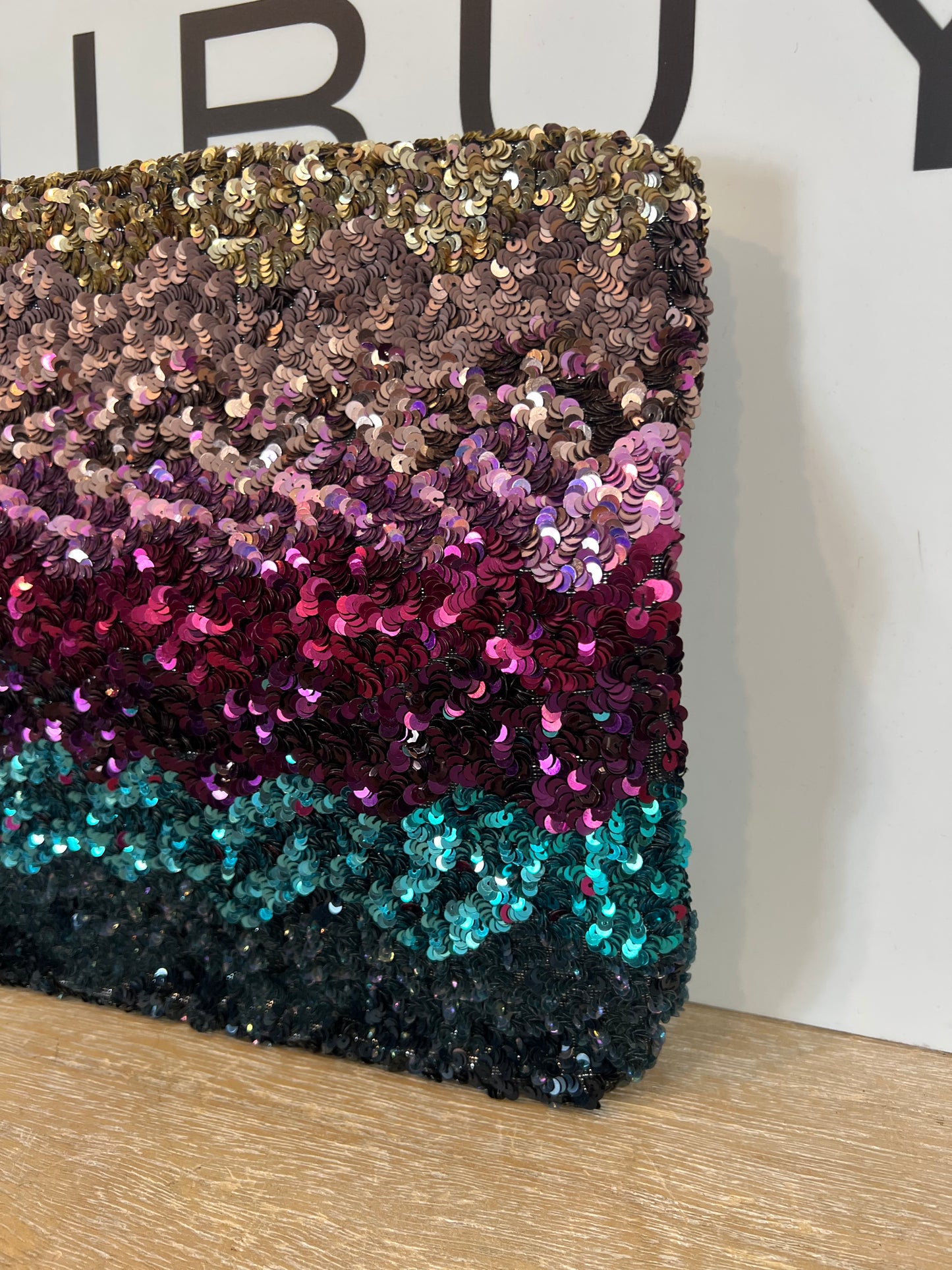 ACCESSORIZE. Cartera de mano lentejuelas