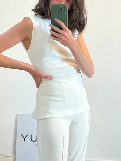 ZARA. White textured Ts top