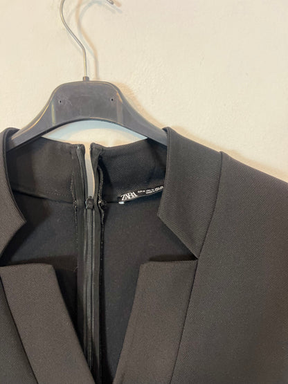 ZARA. Mono negro largo  T.m