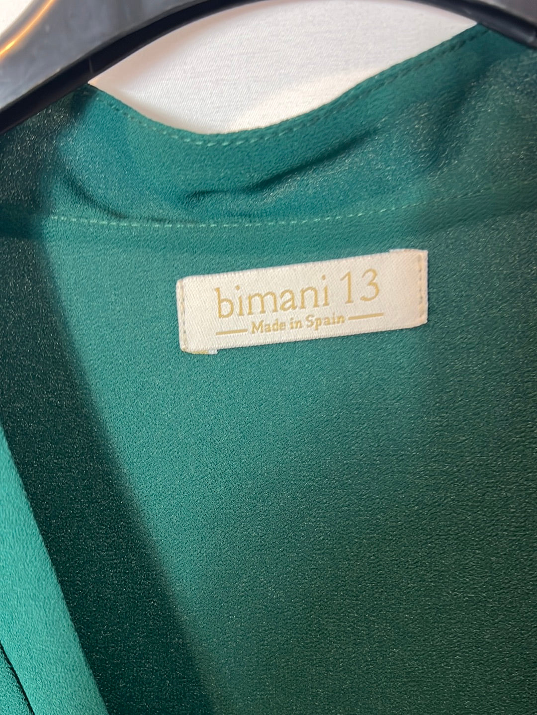 BIMANI. Blusa verde lazada. T S