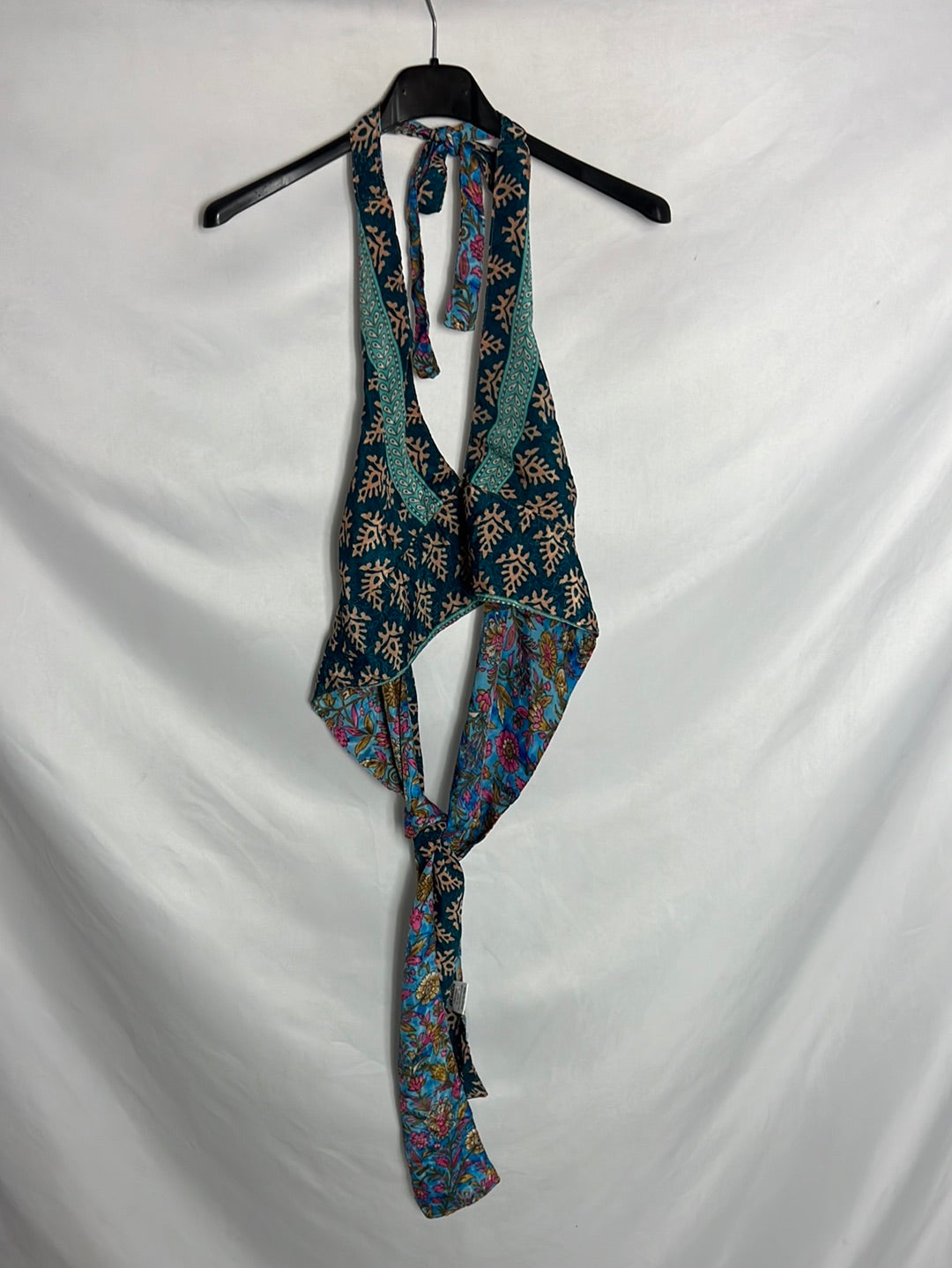 OTHERS. Adjustable reversible silk top. YOUR (s/m)