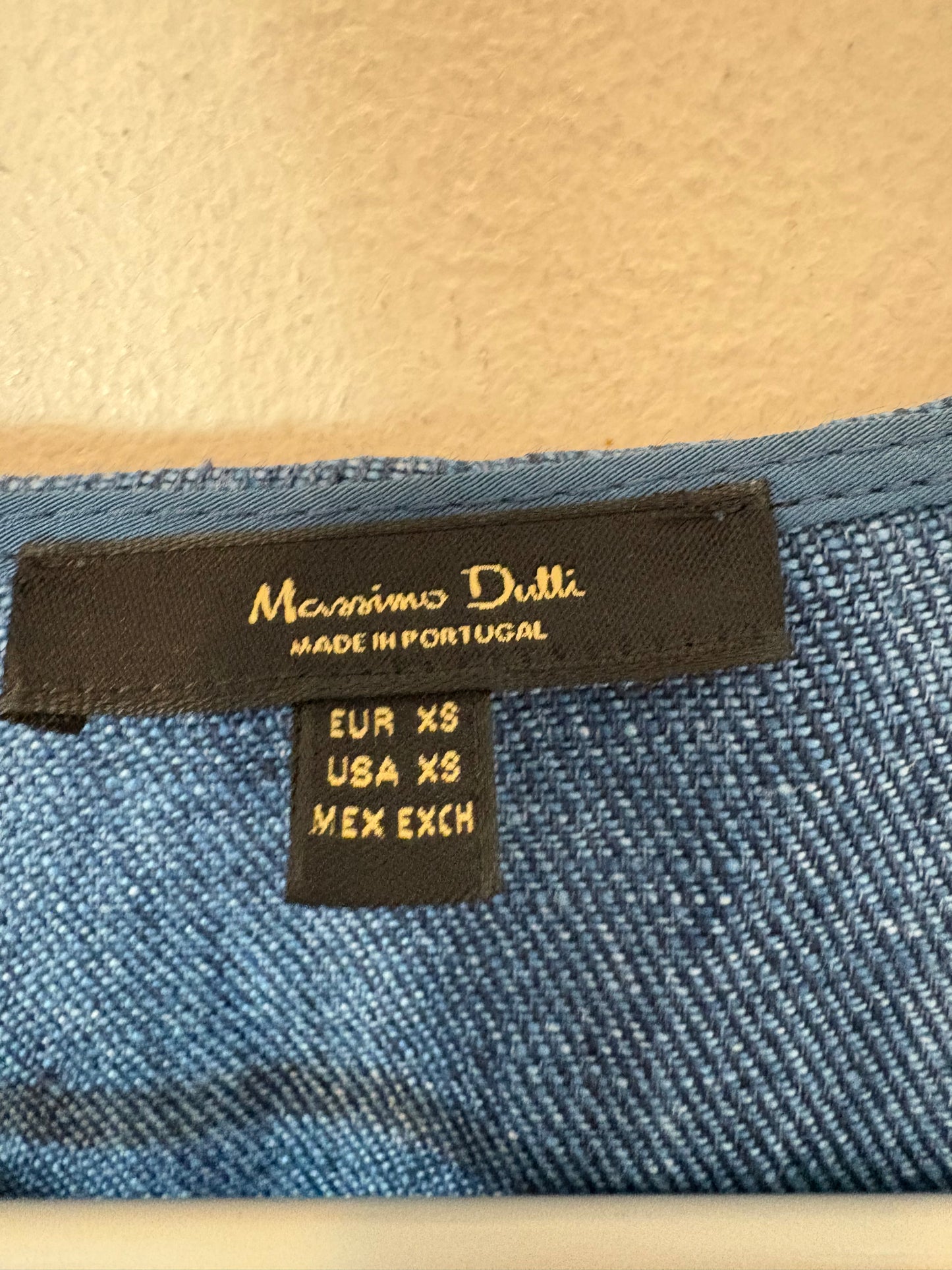 MASSIMO DUTTI. Vestido largo denim lino