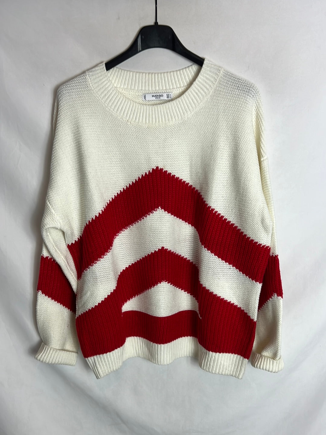 MANGO Beige and red sweater. TM