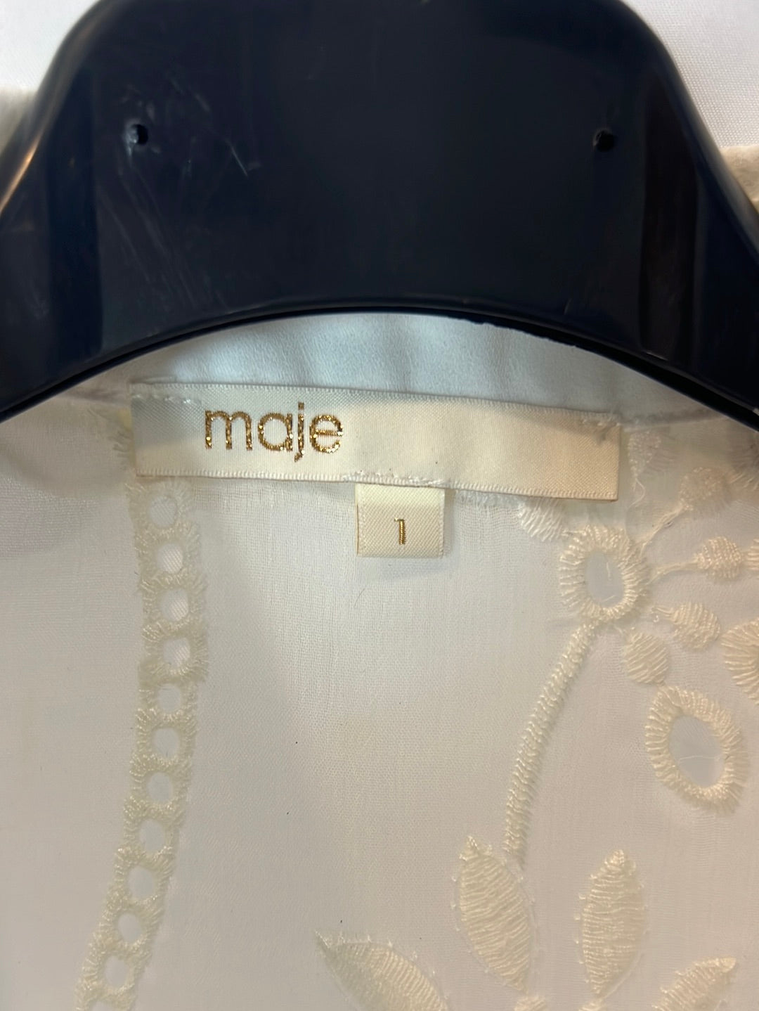 MAJE. White embroidered blouse. TS