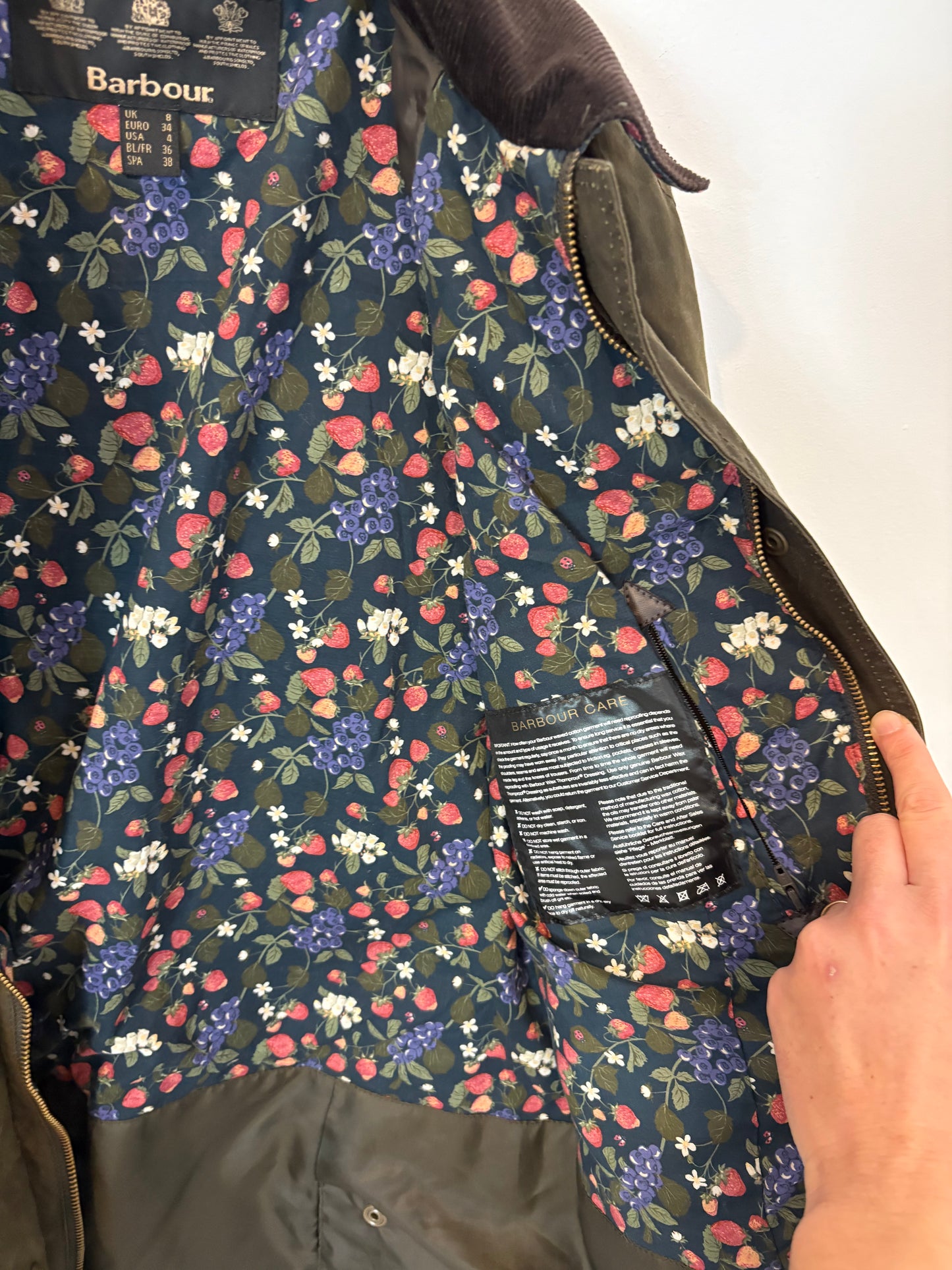 BARBOUR. Chaqueta encerada edición limitada x Liberty London