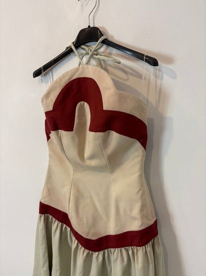IQ COLLECTION. Vestido tricolor vuelo