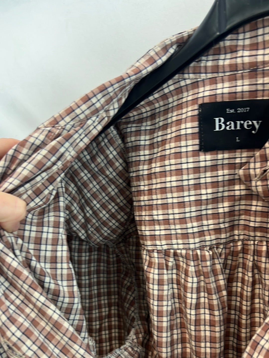 BAREY. Mono cuadros detalle hombros . TL