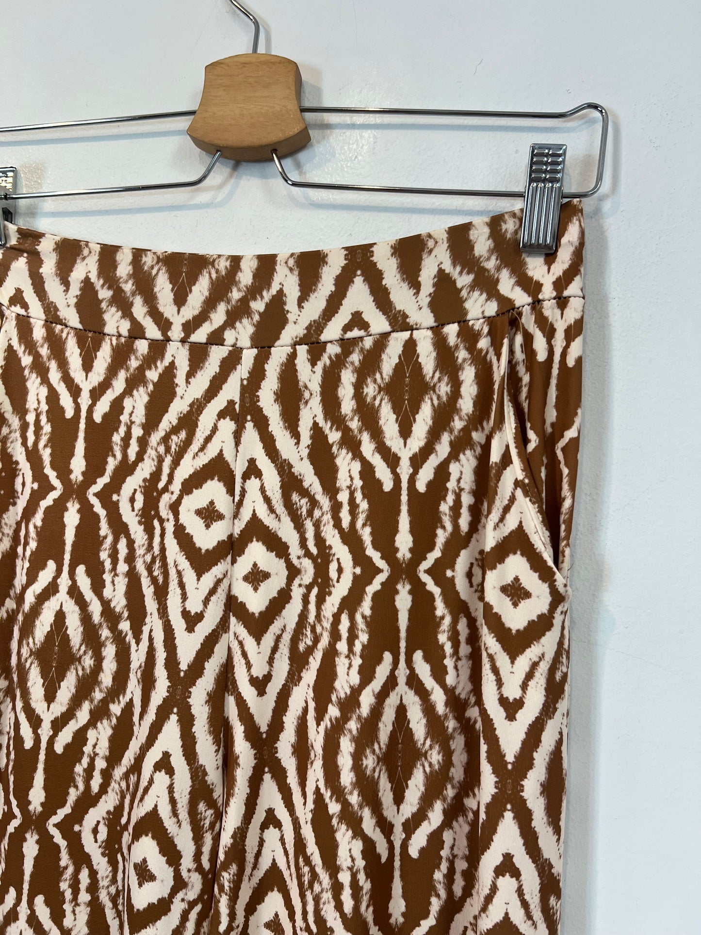 OTRAS. Pantalón beige detalles TU(s)