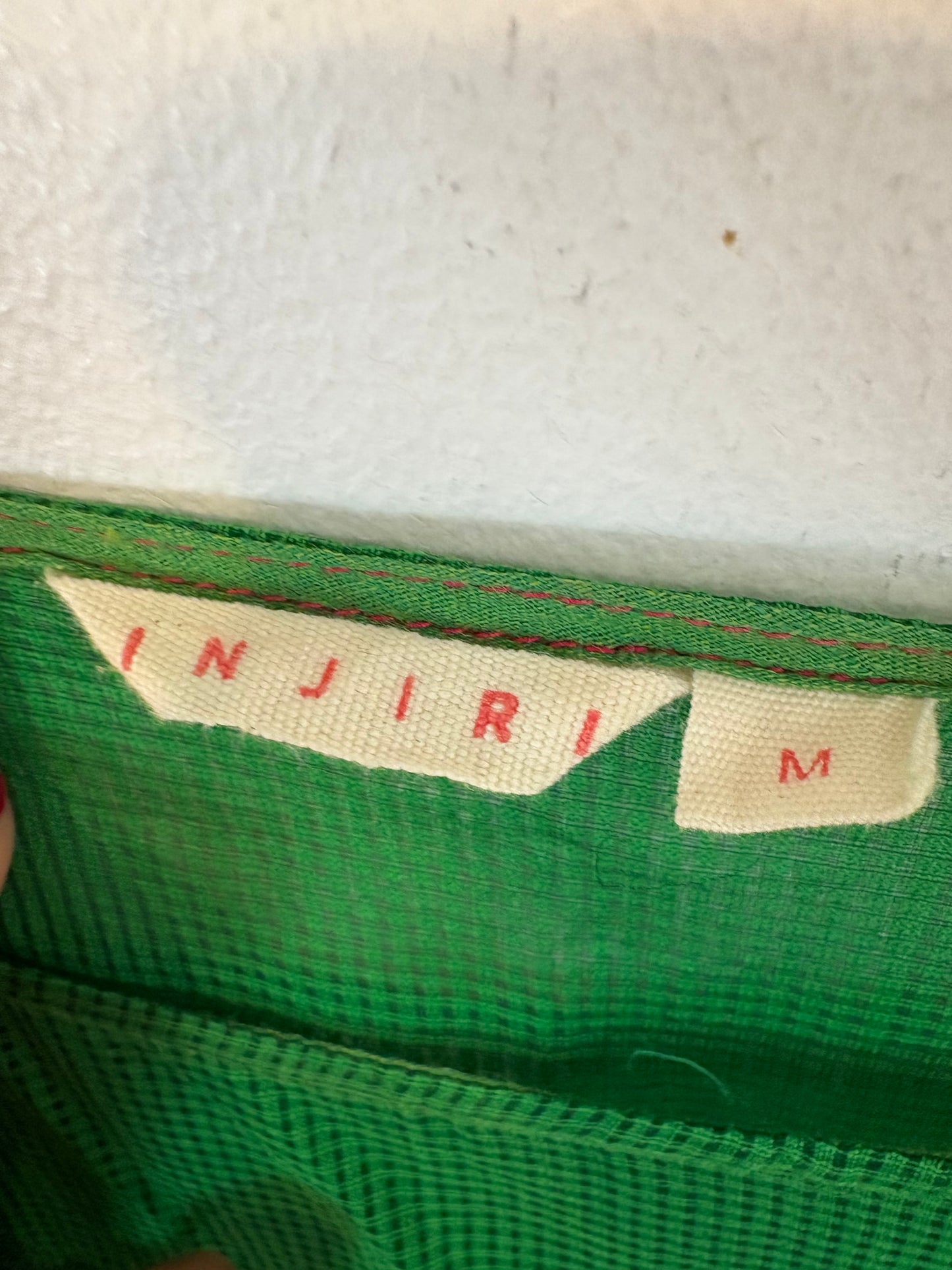 INJIRI. Vestido midi texturas estampado