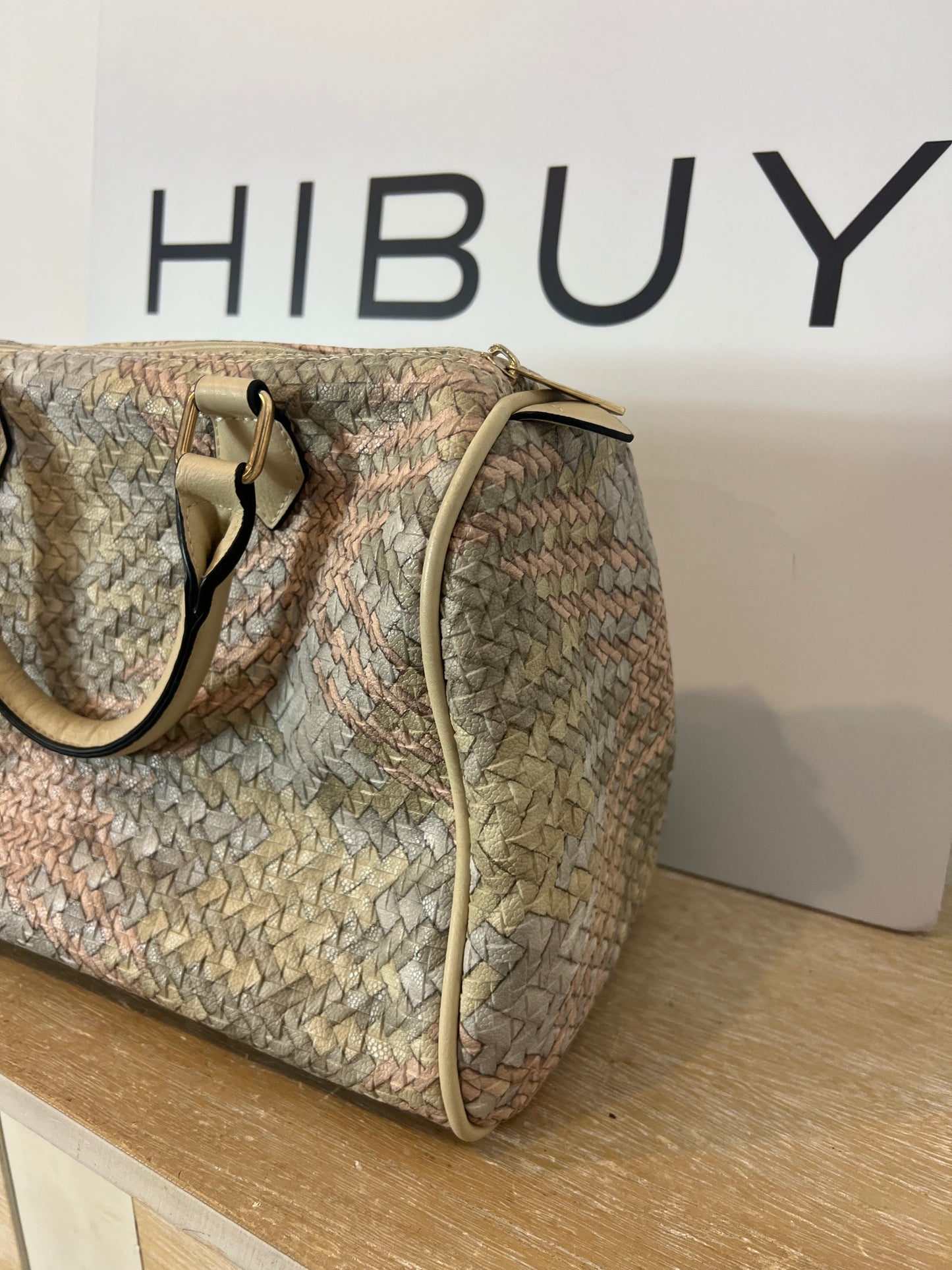 OTRAS. Bolso shopper trenzado