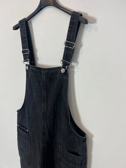 ZARA. Peto denim negro efecto desgastado. T M