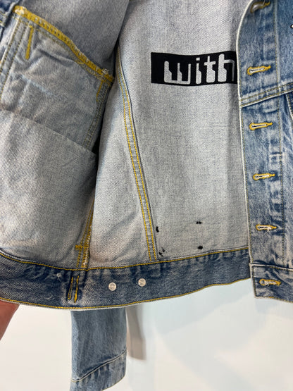 MAJE. Cazadora denim chapas T.36