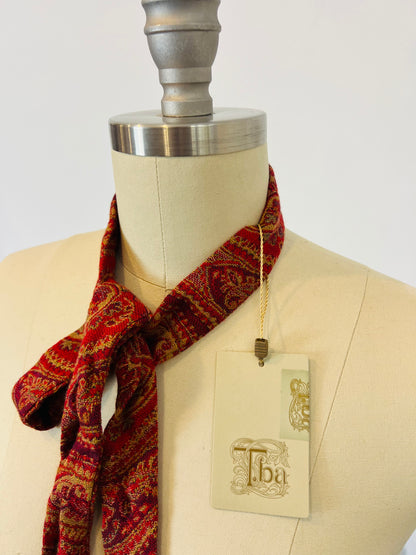 TBA. Corbata tonos burdeos