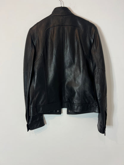 DOLCE & GABBANA. Chaqueta piel negra.. T 42 (38)