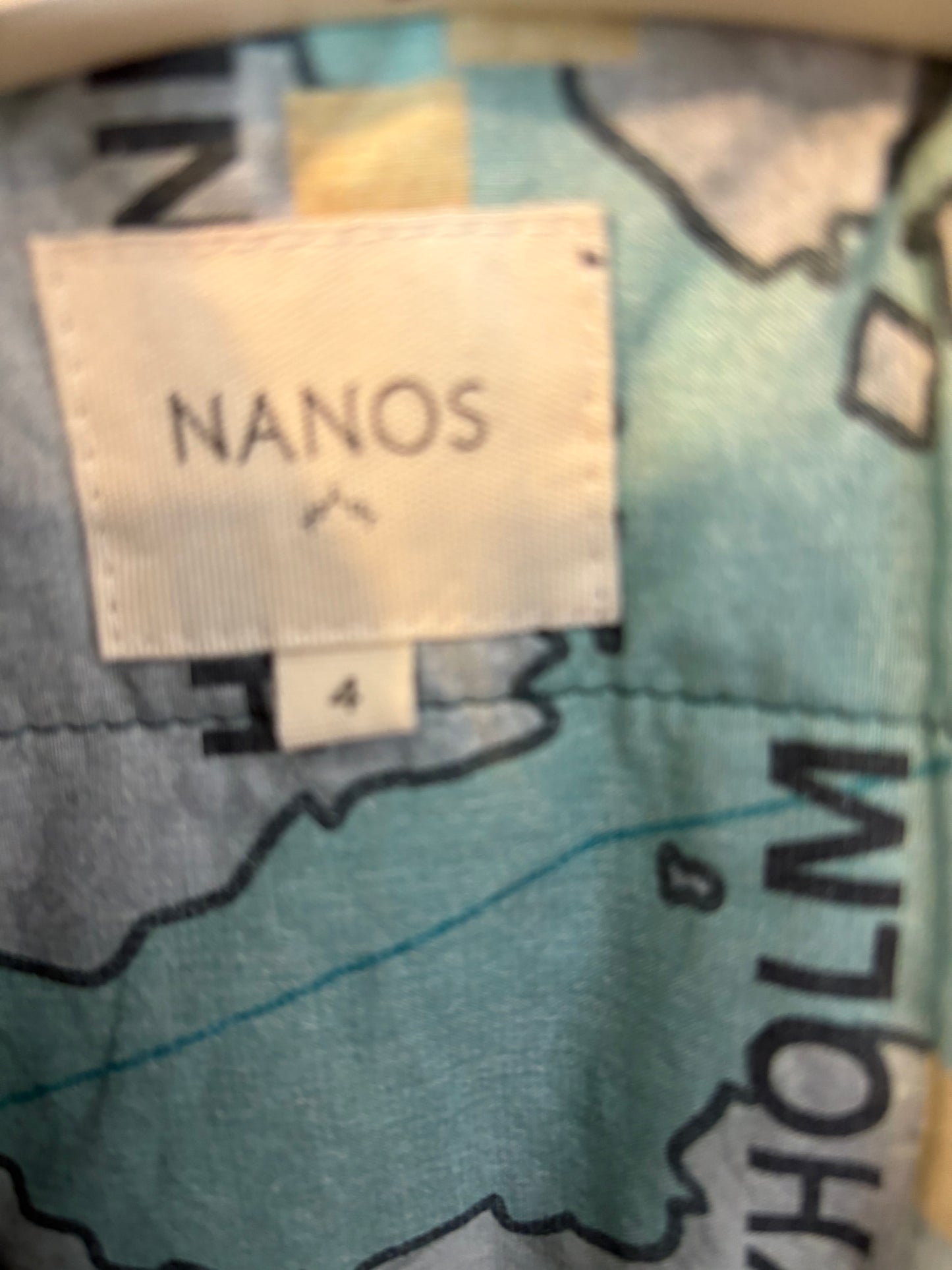 NANOS. Abrigo azul con lana