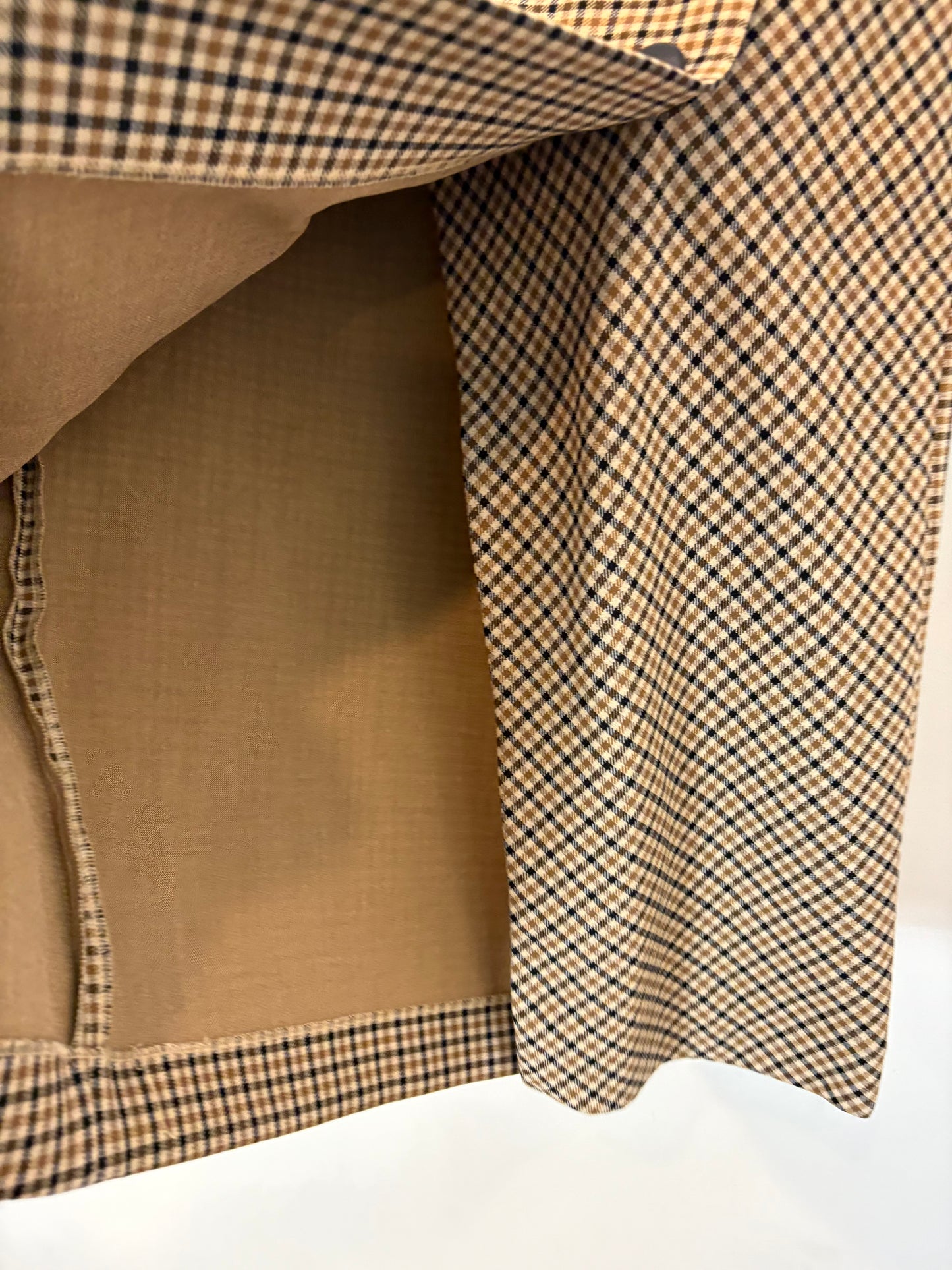 ZARA. Falda midi cuadros