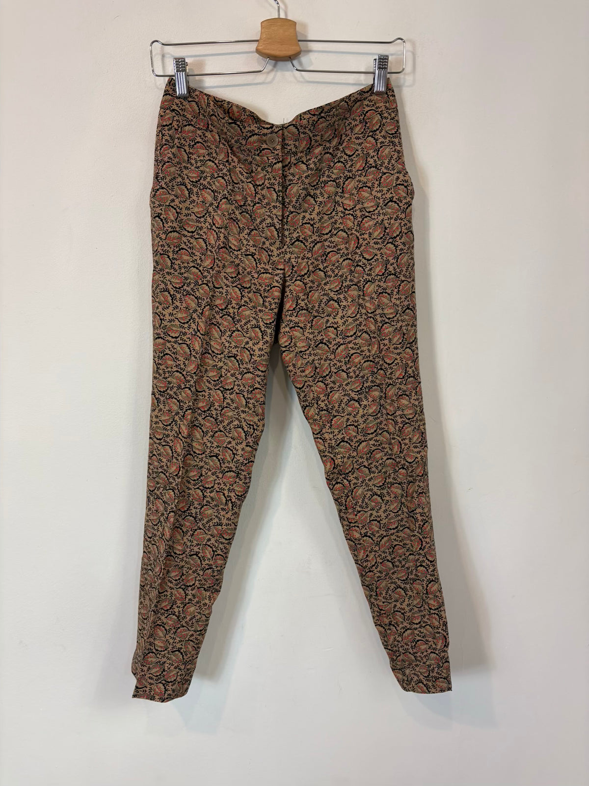 ETRO. Pantalón pinzas marrón fluido