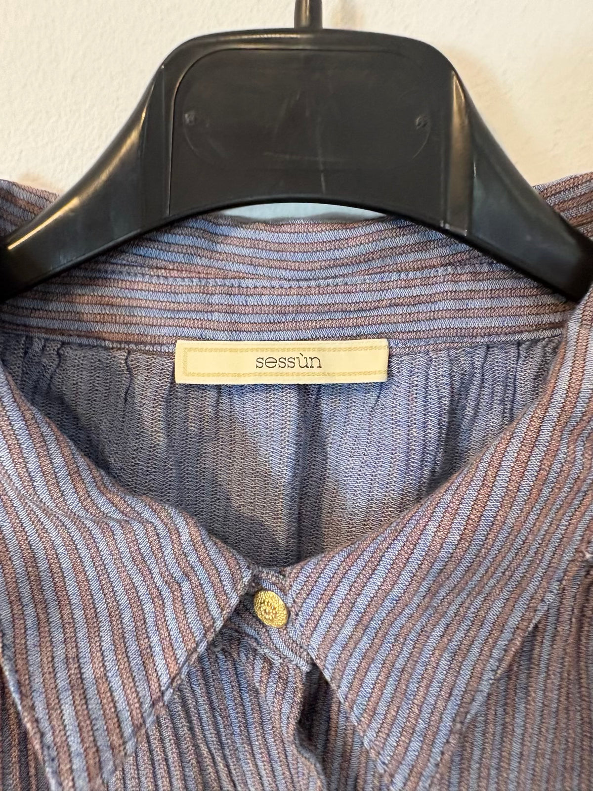 SESSÚN. Blusa textura rayas