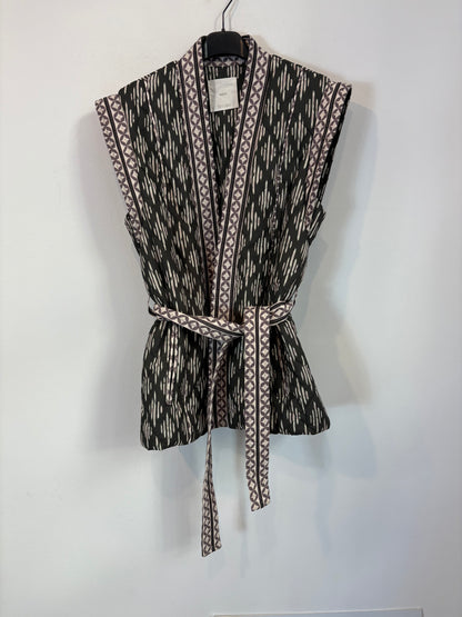 MANGO. Chaleco acolchado cinturón. T S