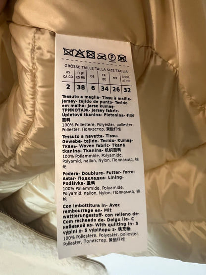 EMME MARELLA. Chaleco pelo beige T.38