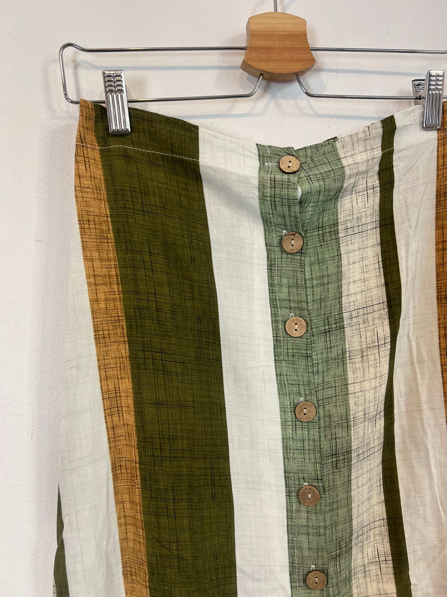 OTRAS. Falda midi rayas TU (36)