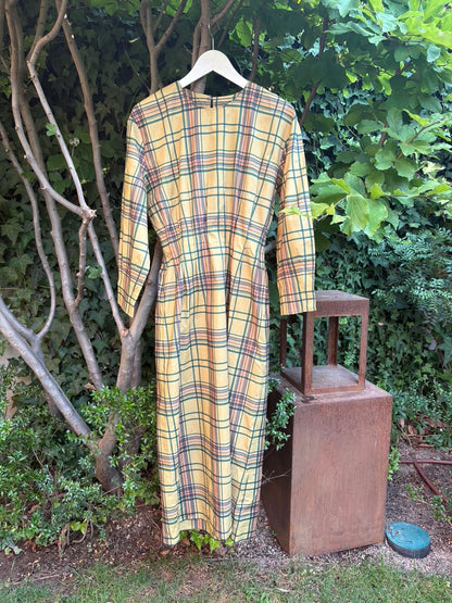 ZARA. Vestido largo cuadros en verde  bolsillos