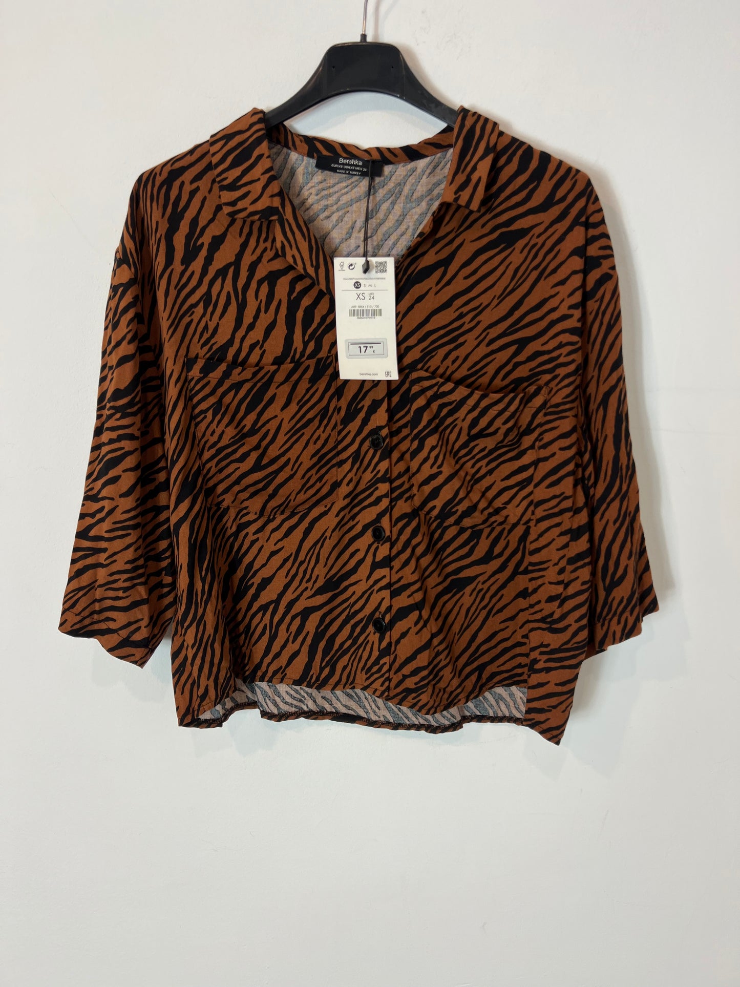 BERSHKA. Zebra print cropped blouse T.xs